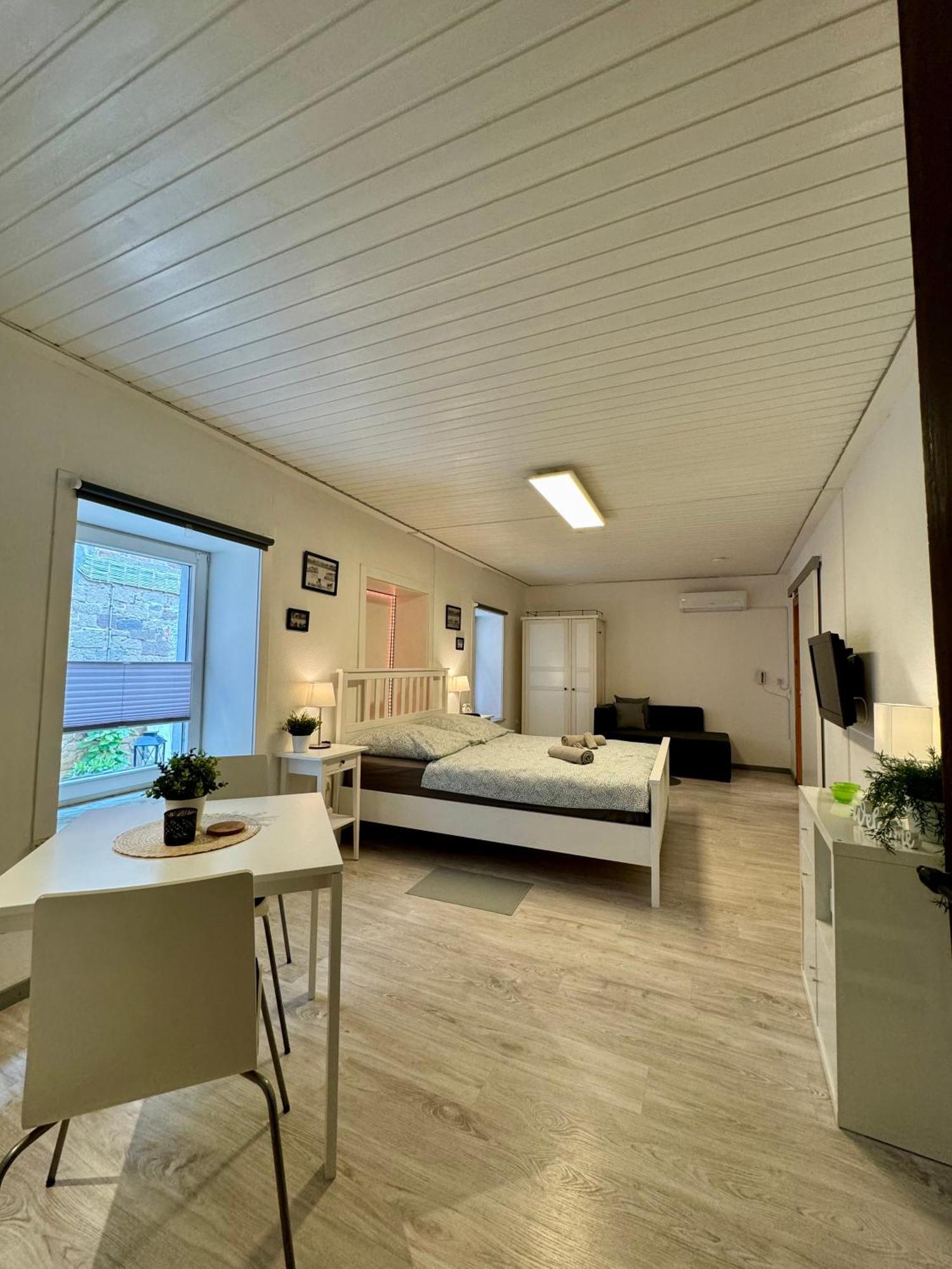 Ferienwohnung Altenschoenbach Prichsenstadt Exterior foto